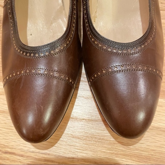 Ferragamo classic cap toe pumps brown leather size 9 AAAA extra narrow - Picture 3 of 9